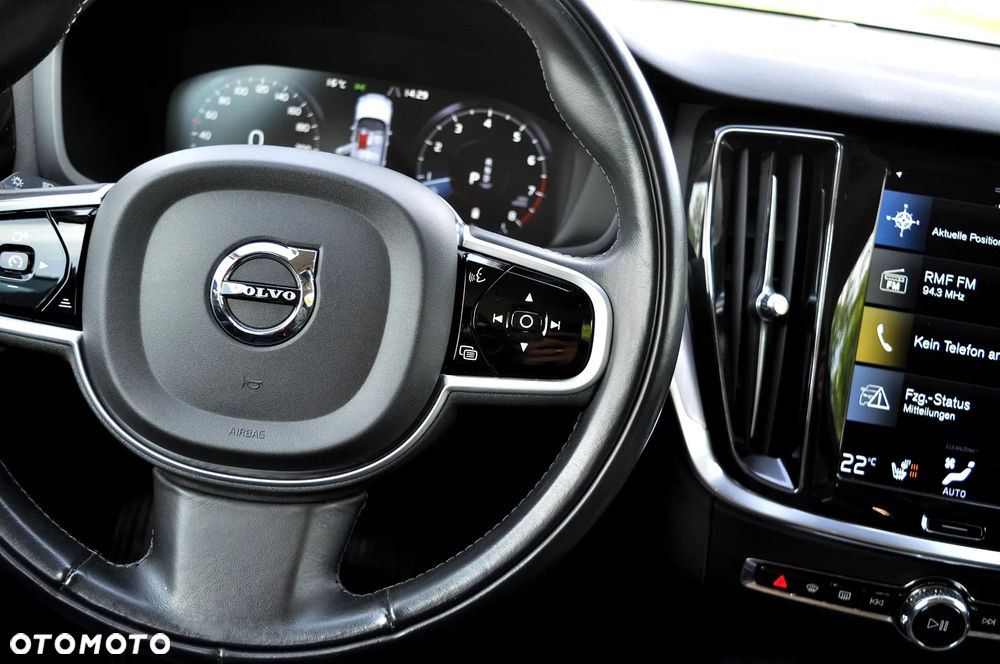 Volvo V60 B3 B Geartronic Momentum Pro - 23