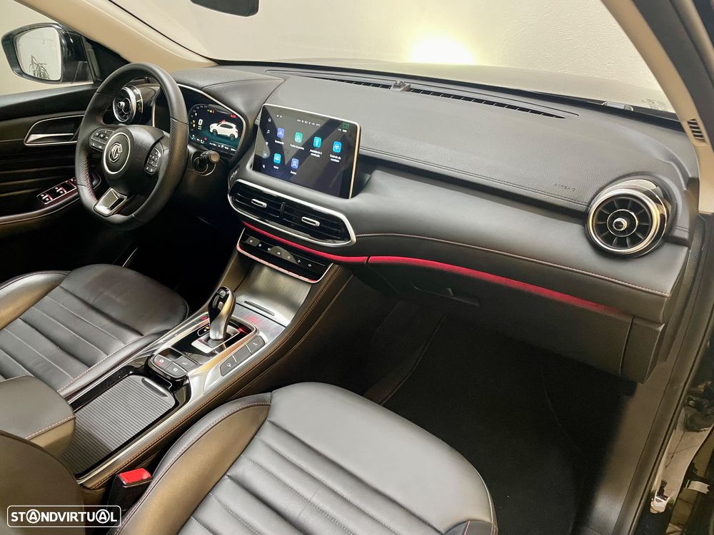 MG EHS 1.5 T-GDI Plug-in Hybrid Luxury - 30