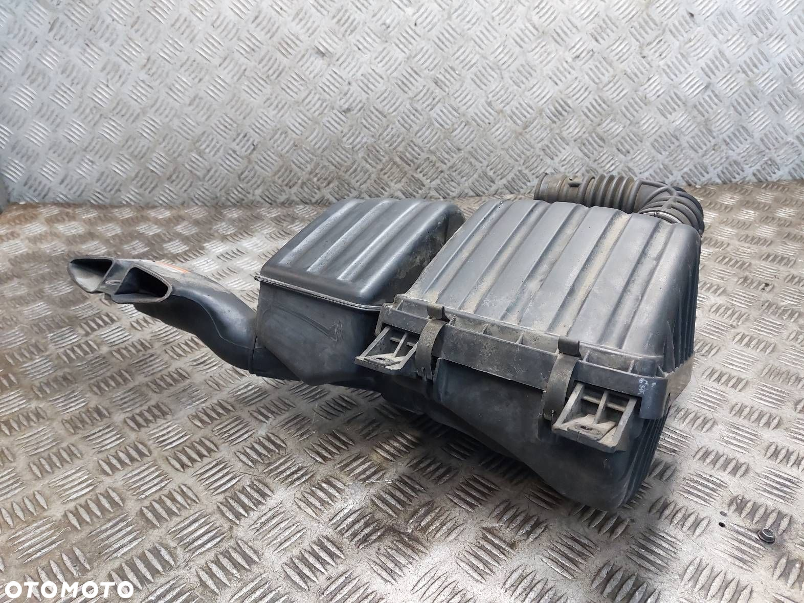 OBUDOWA FILTRA POWIETRZA DAEWOO MATIZ 800 0.8 96320197 96314495 - 3