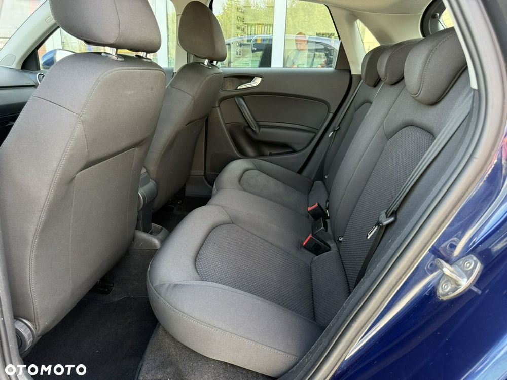 Audi A1 Sportback 1.6 TDI Attraction - 12