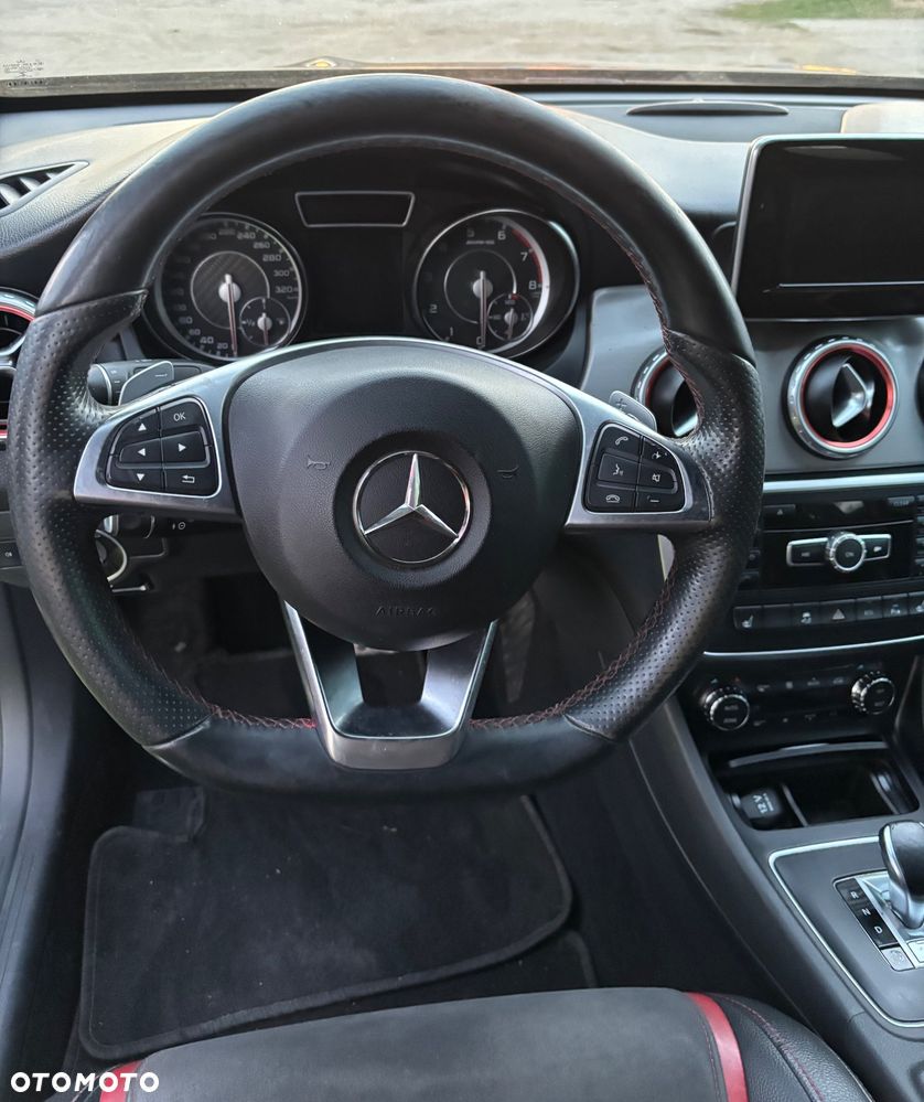Mercedes-Benz GLA 45 AMG 4Matic 7G-DCT Edition 1 - 10