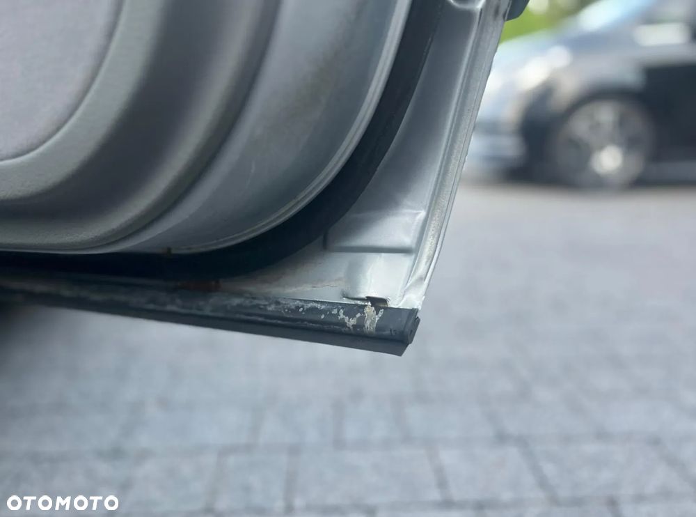 BMW Seria 7 740i V8 - 15