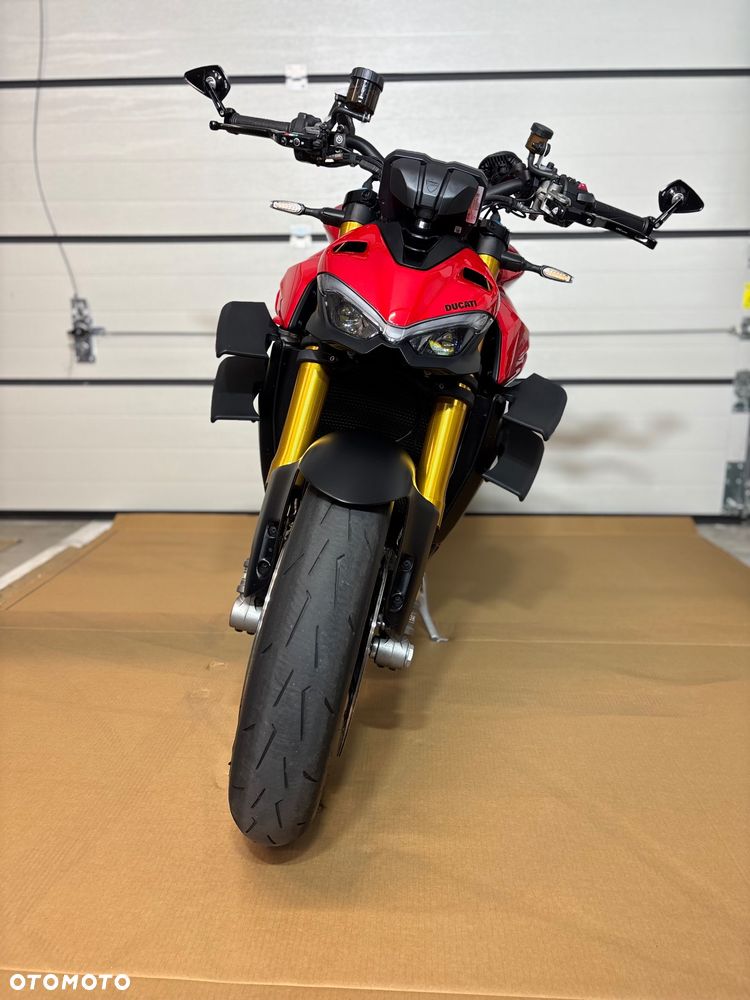 Ducati Streetfighter V4 - 2