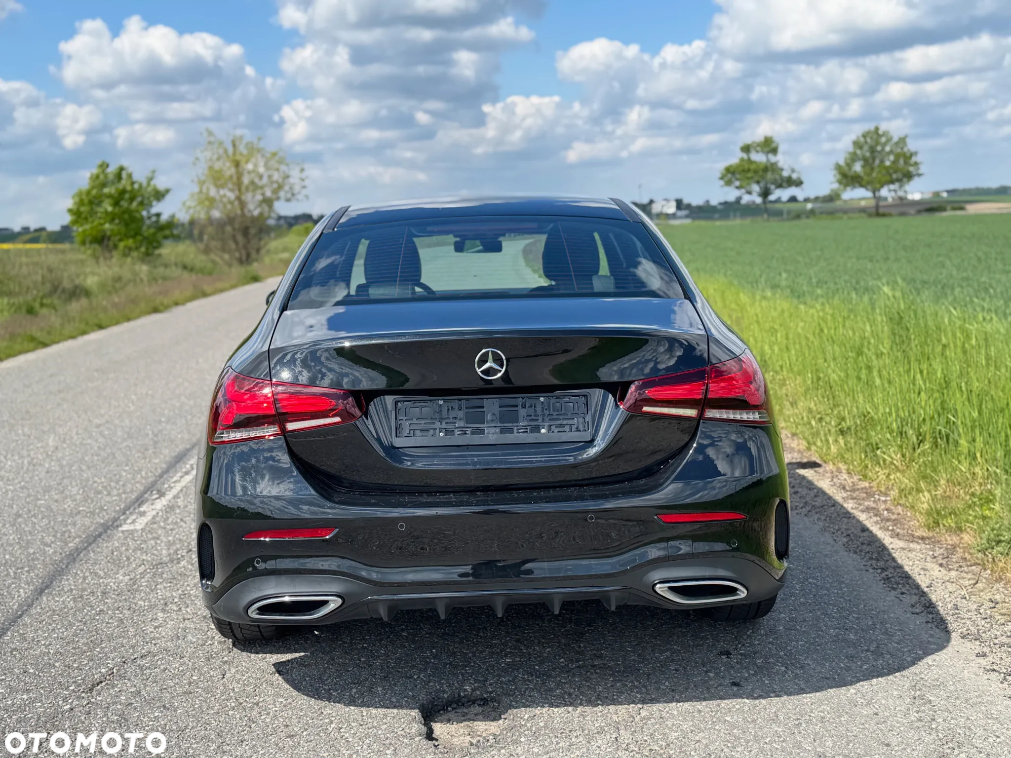 Mercedes-Benz Klasa A 180 7G-DCT Lim AMG Line Advanced Plus - 6