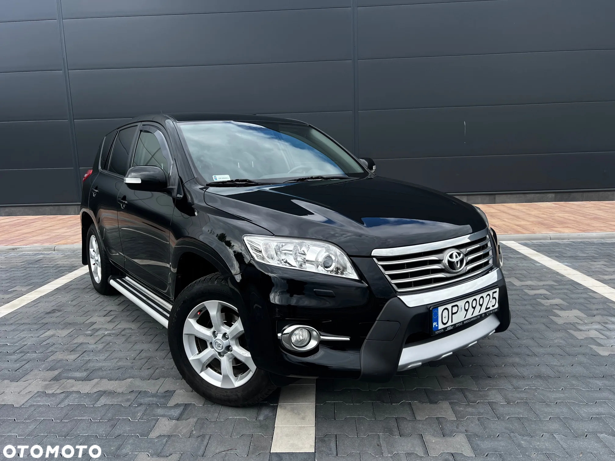 Toyota RAV4 - 4