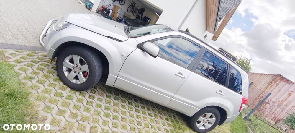Suzuki Grand Vitara - 3