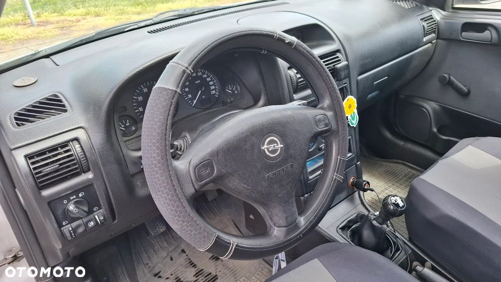 Opel Astra 1.4 NJoy - 24