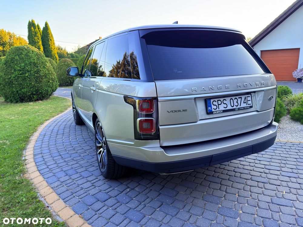 Land Rover Range Rover D300 Vogue - 10