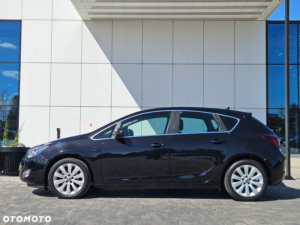 Opel Astra 1.6 Cosmo - 4