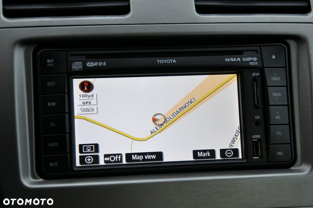 Toyota Avensis 1.8 Sol plus NAVI - 21