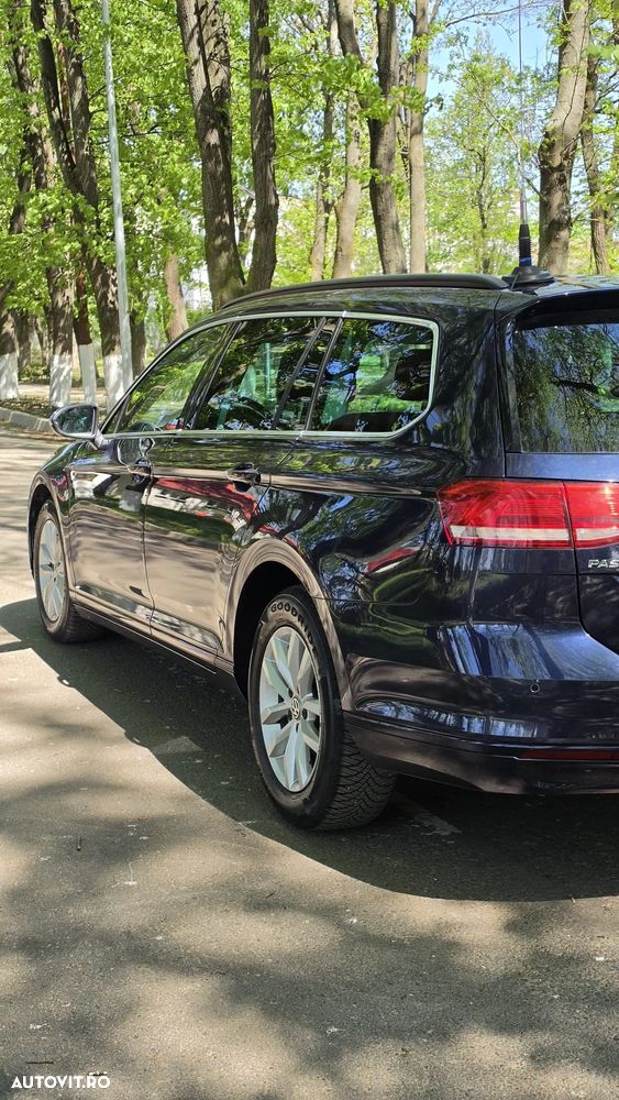 Volkswagen Passat 2.0 TDI (BlueMotion Technology) Comfortline - 16