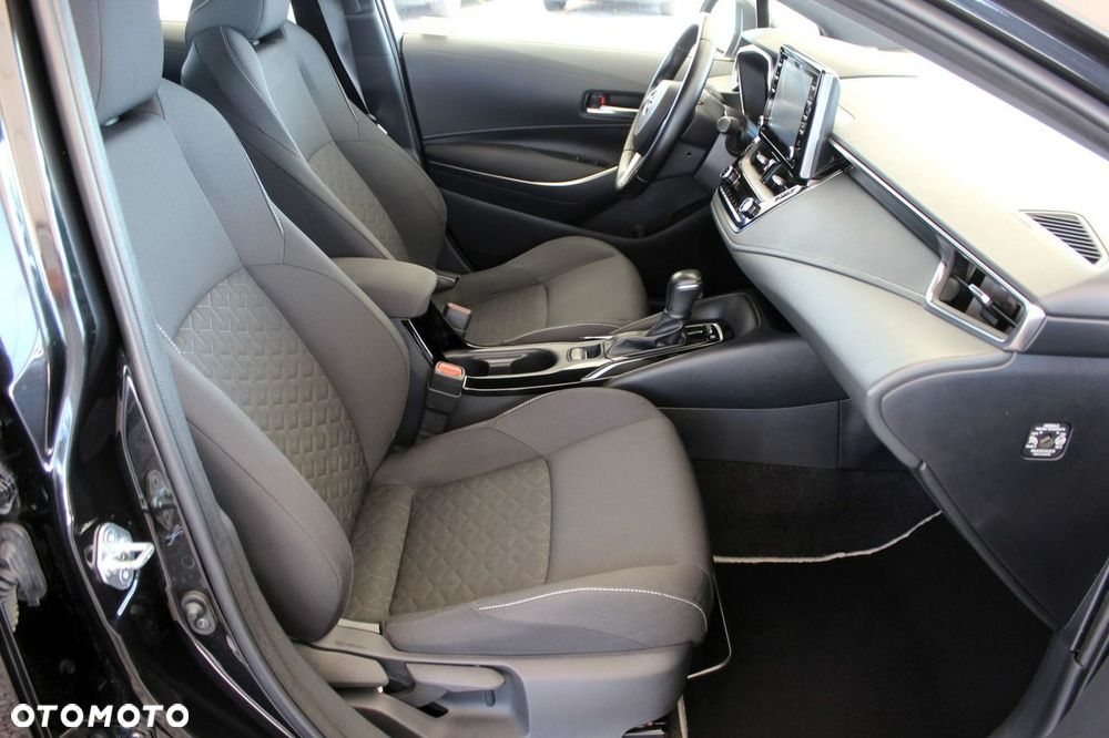 Toyota Corolla 1.8 Hybrid Comfort - 10