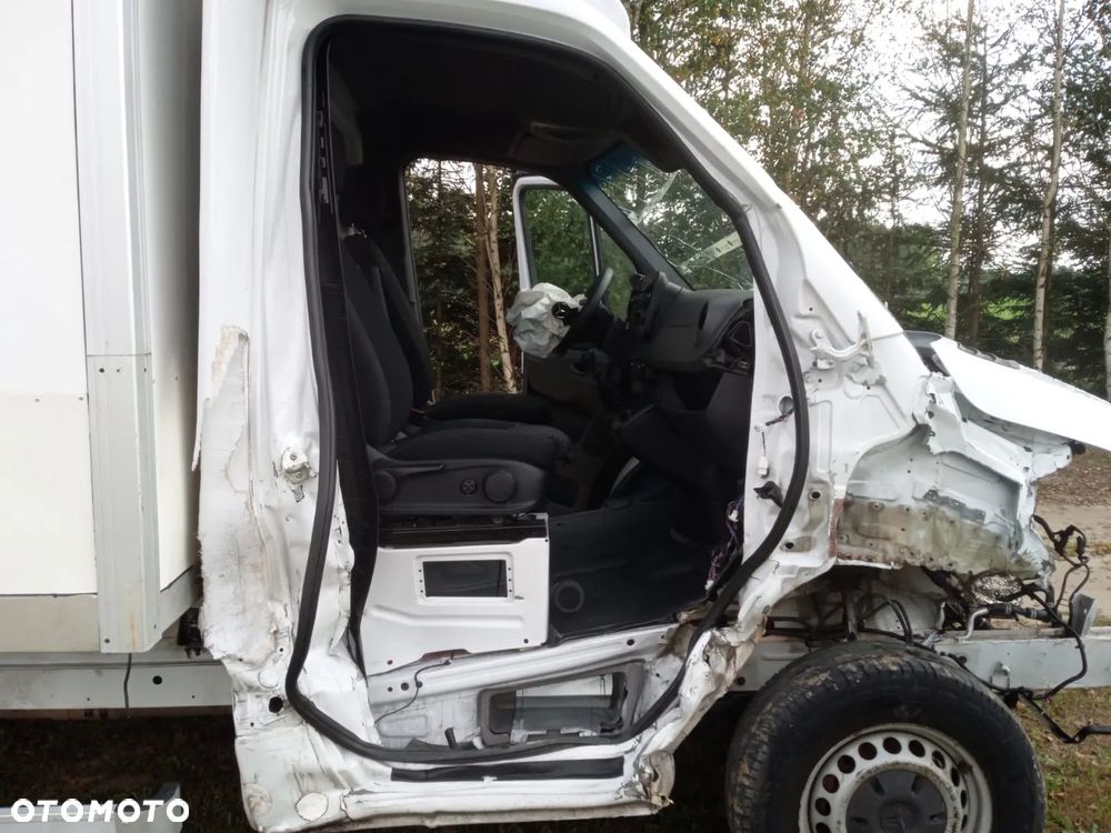 Mercedes-Benz SPRINTER - 14
