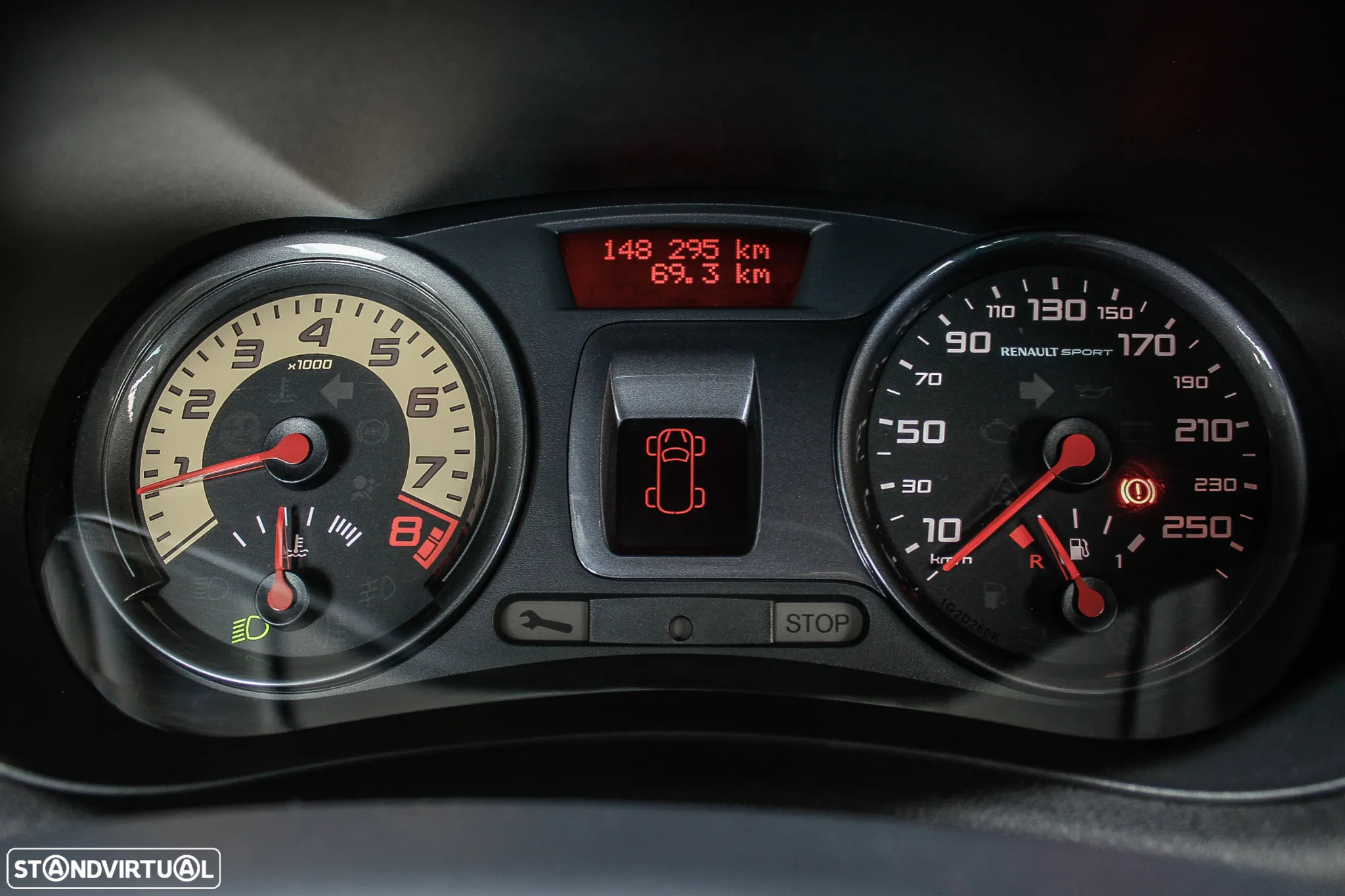 Renault Clio 2.0 16V RS - 32
