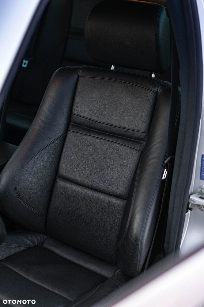 Mercedes-Benz Klasa C 43 AMG - 26