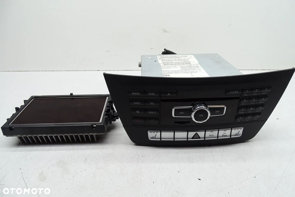 MERCEDES C W204 RADIO NAWIGACJA WYŚWIETLACZ  A2049009807 - 1