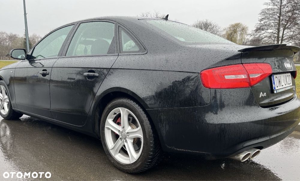 Audi A4 Limousine - 3