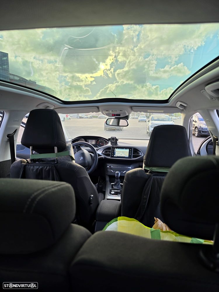 Peugeot 308 SW PureTech 130 EAT6 Stop & Start Allure - 15