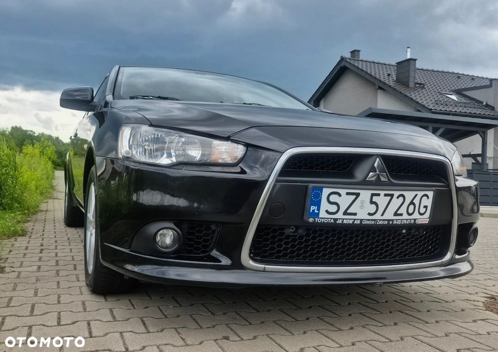 Mitsubishi Lancer 1.8 Intense - 12
