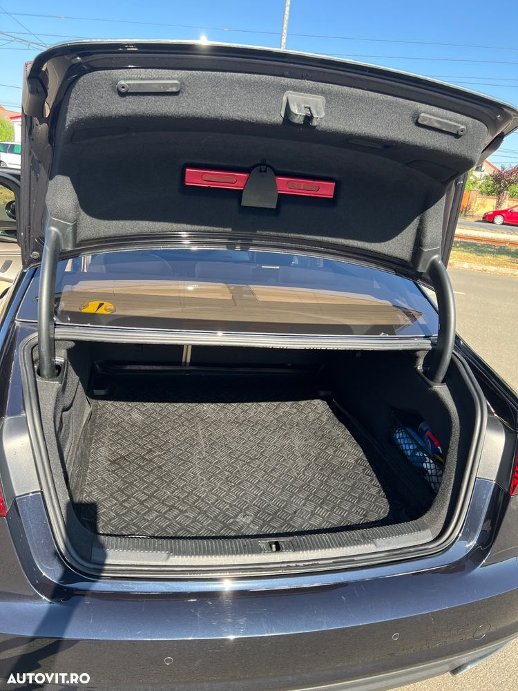 Audi A6 - 12