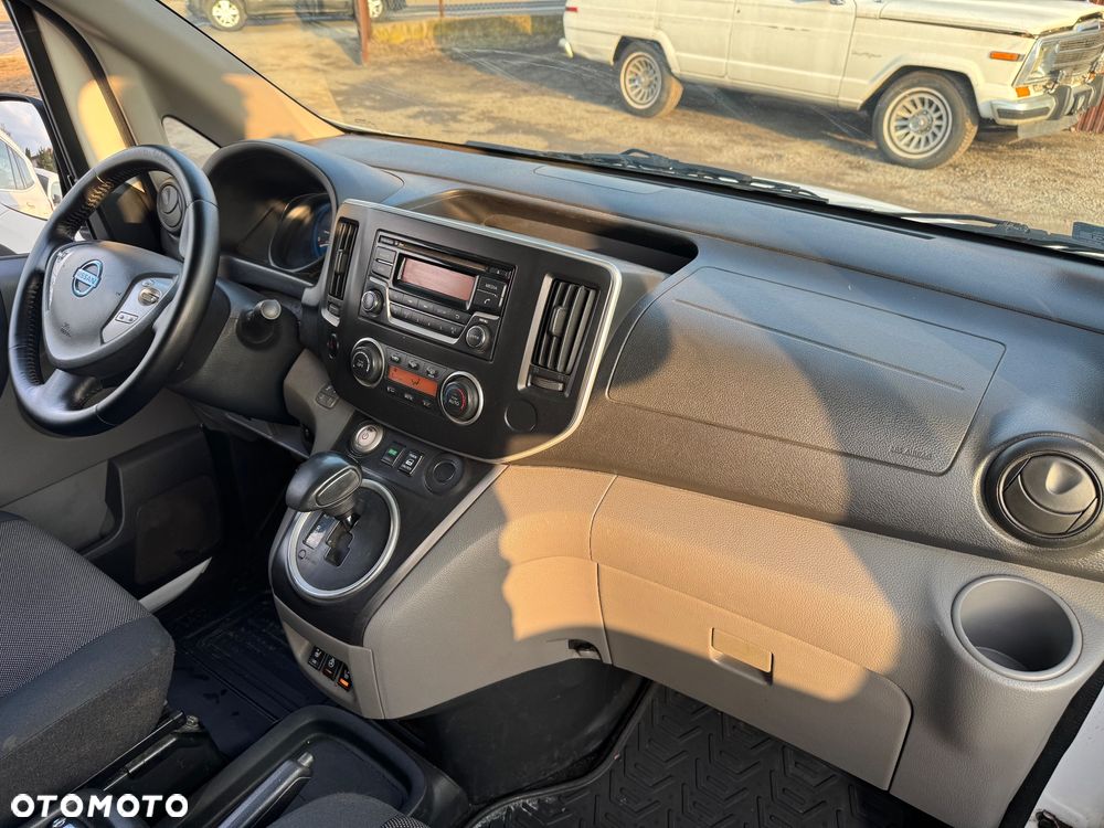 Nissan NV200 - 14