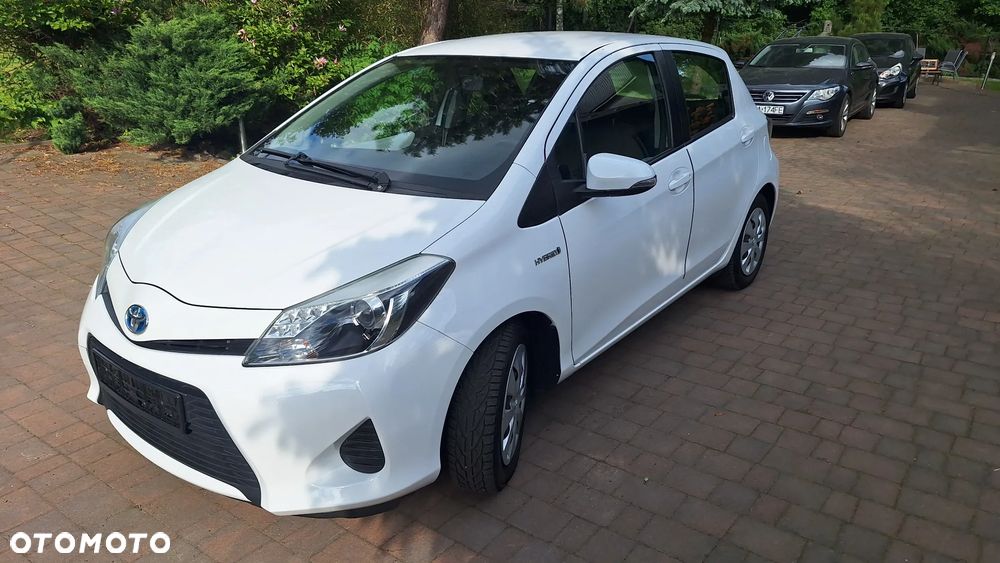 Toyota Yaris 1.5 VVT-i Lounge - 3