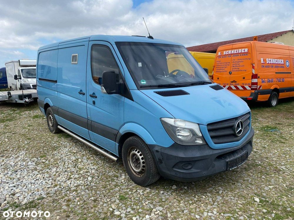 Mercedes-Benz Sprinter - 1