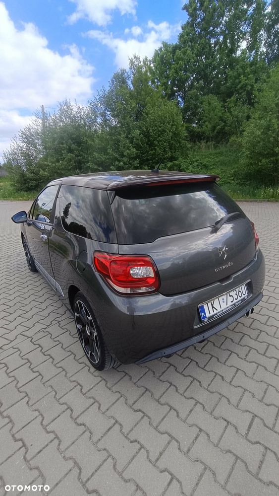 Citroën DS3 THP 155 SportChic - 4