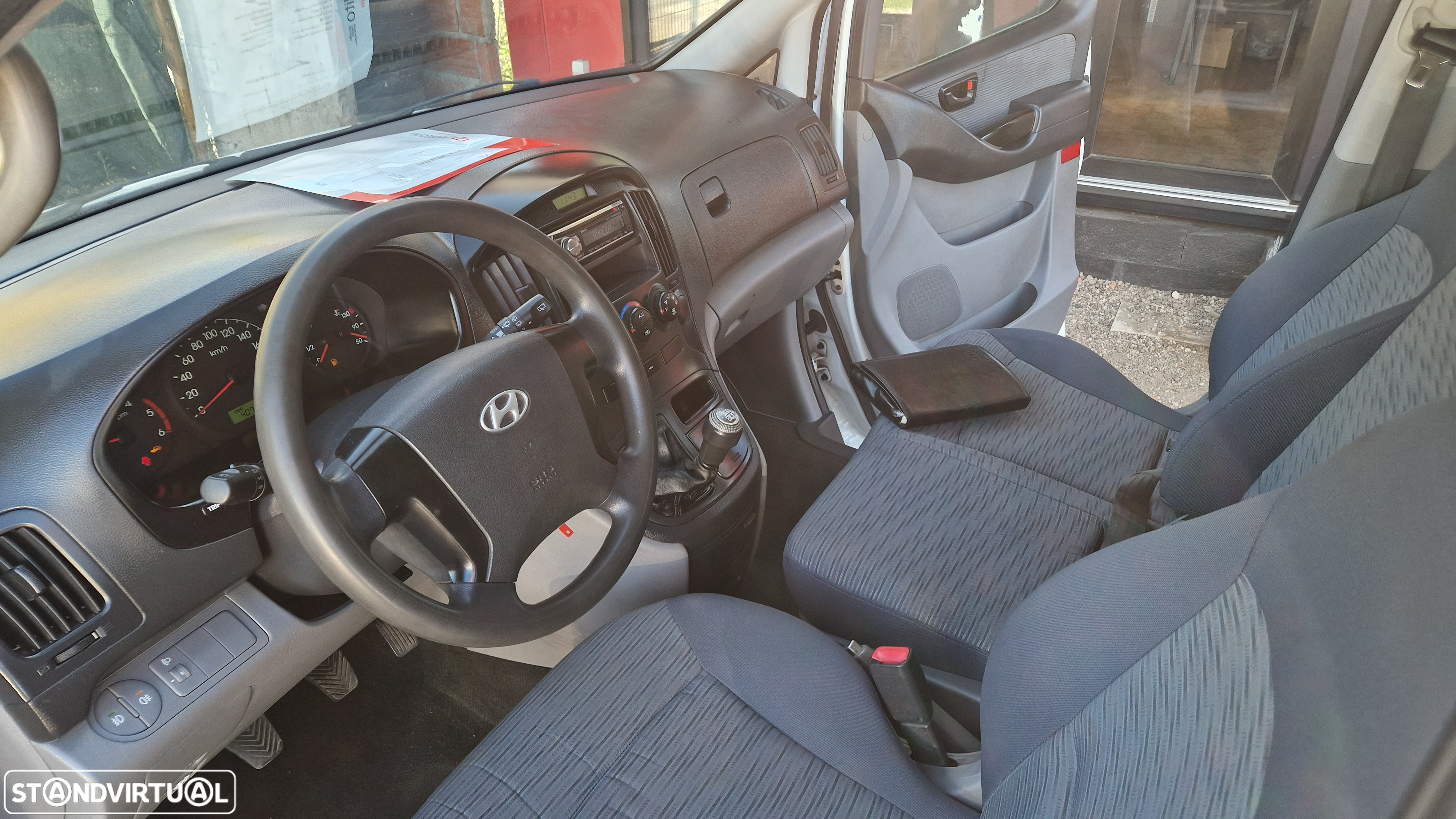 Hyundai H-1 Starex H1 2.5 CRDi - 6