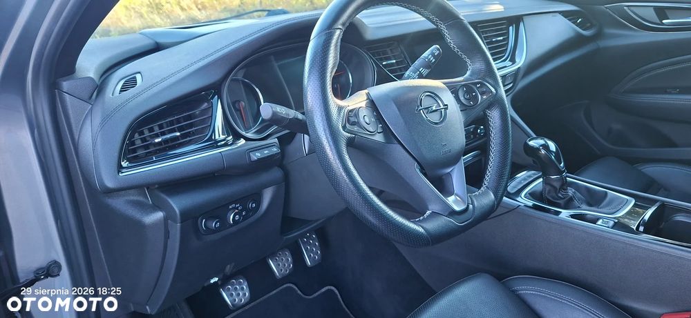 Opel Insignia 2.0 CDTI 4x4 Innovation S&S - 17
