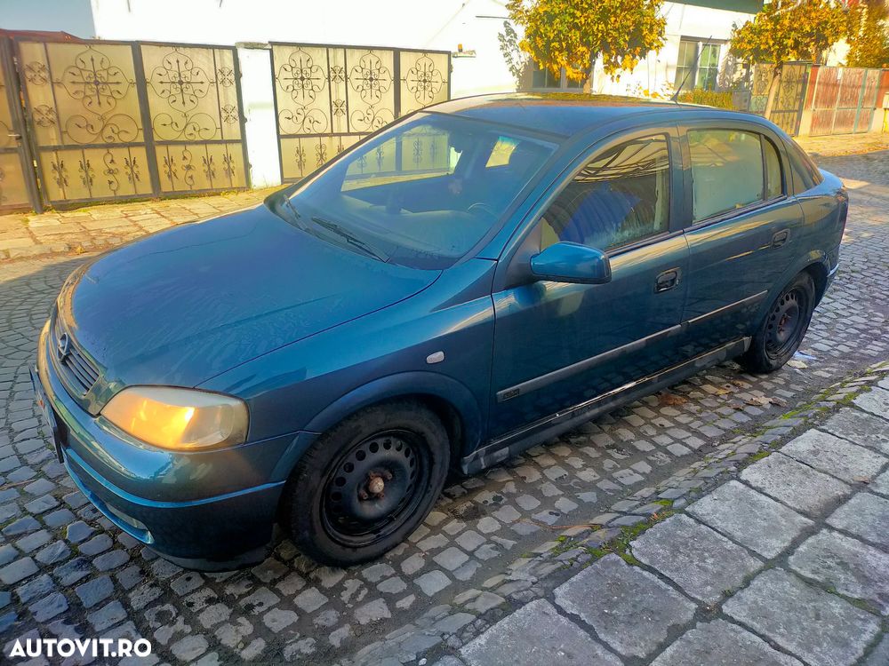 Opel Astra - 4