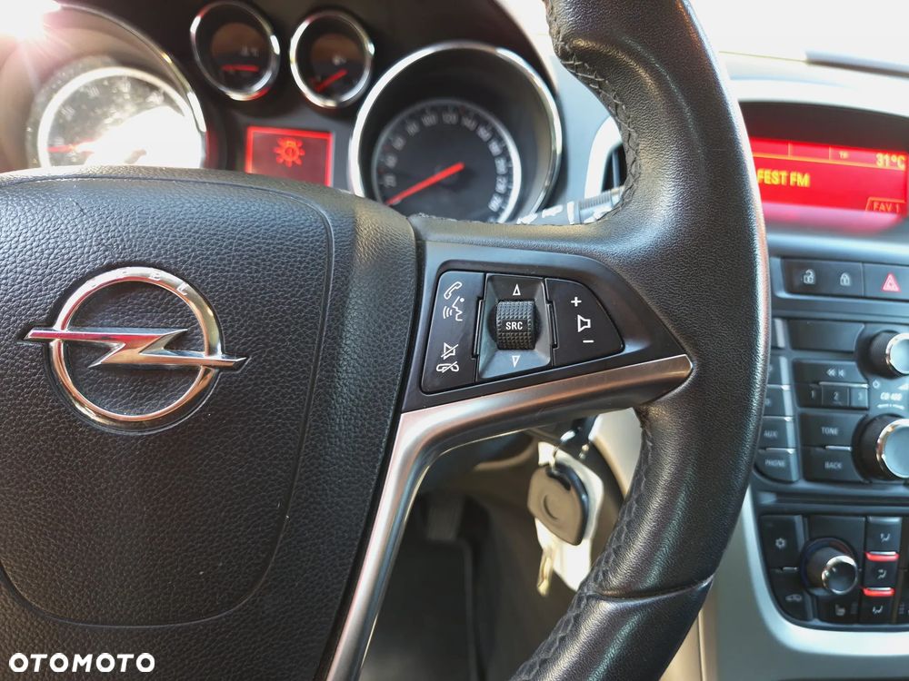 Opel Astra 1.4 Turbo Design Edition - 23