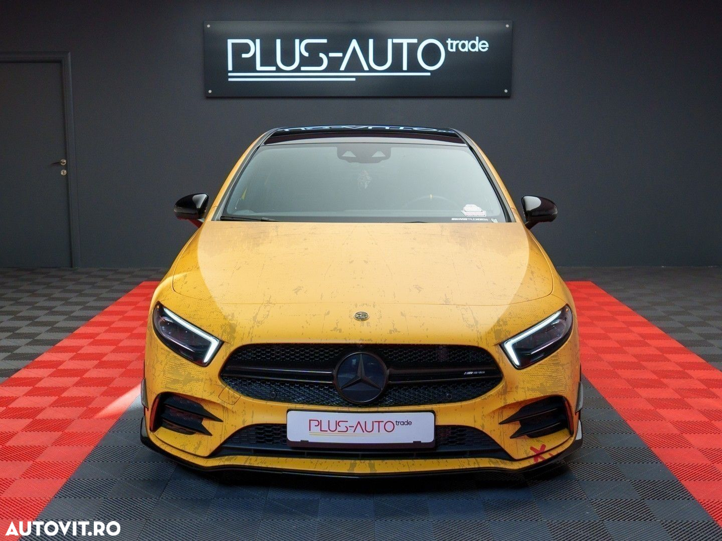 Mercedes-Benz A - 11