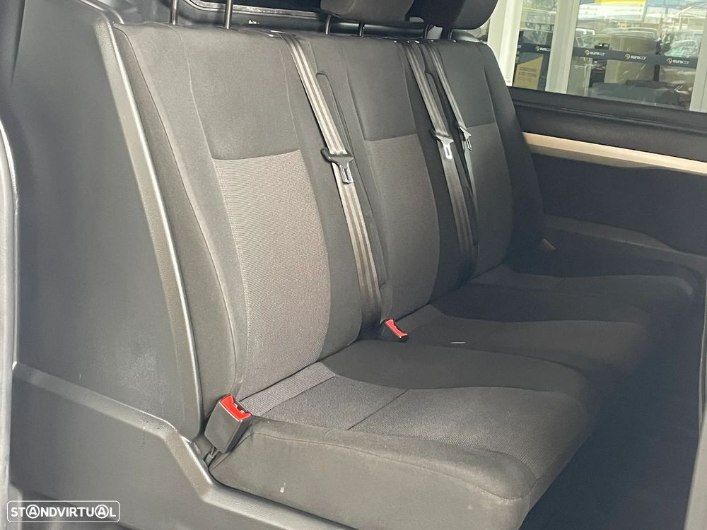 Opel Vivaro 2.0 CDTI - 11