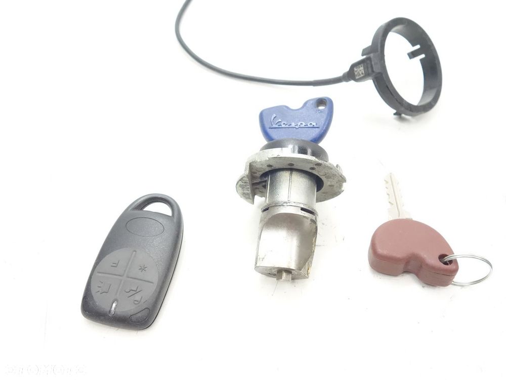 Stacyjka z kluczykiem moduł immobiliser Piaggio Vespa Gts Gt Super sport 19-22 cm267108 - 2