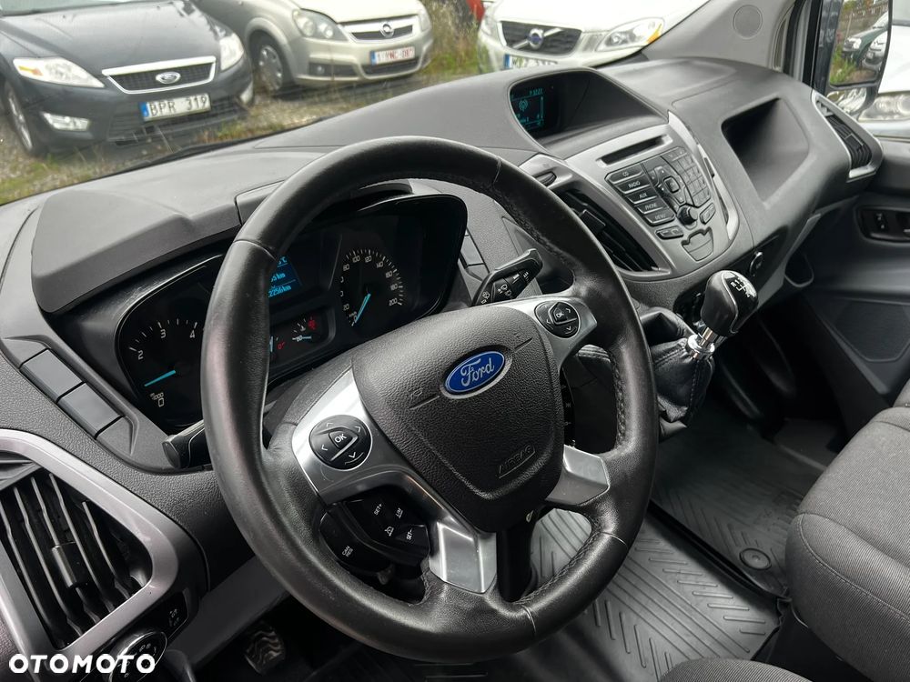 Ford Transit Custom - 13