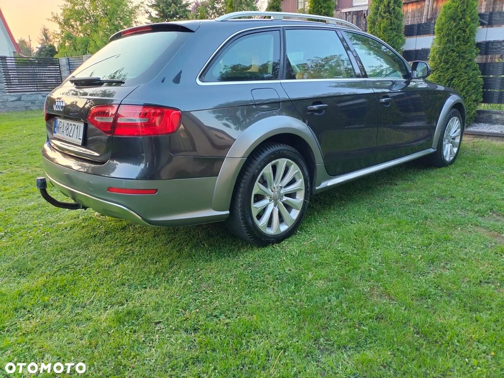 Audi A4 Allroad - 25