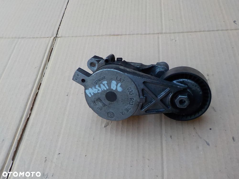 napinacz paska vw passat b6 2,0 tdi 03G903315A - 1