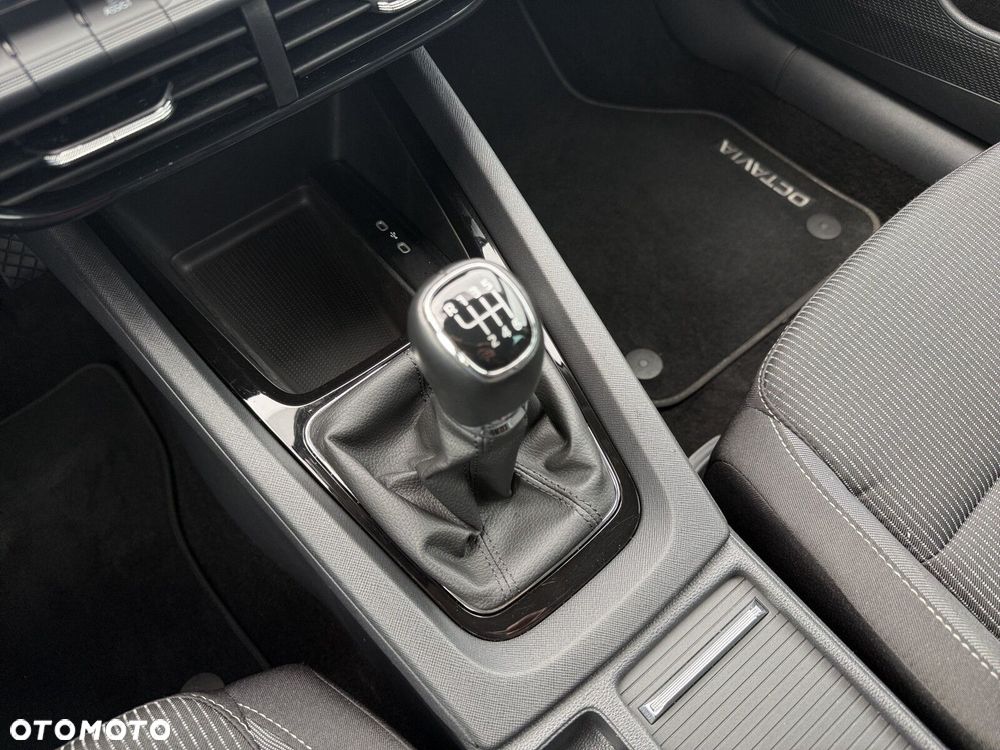 Skoda Octavia 2.0 TDI Ambition - 20
