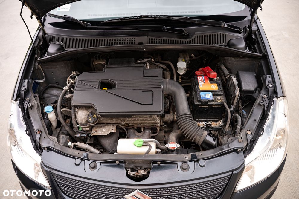 Suzuki SX4 1.6 GLX / Comfort - 30