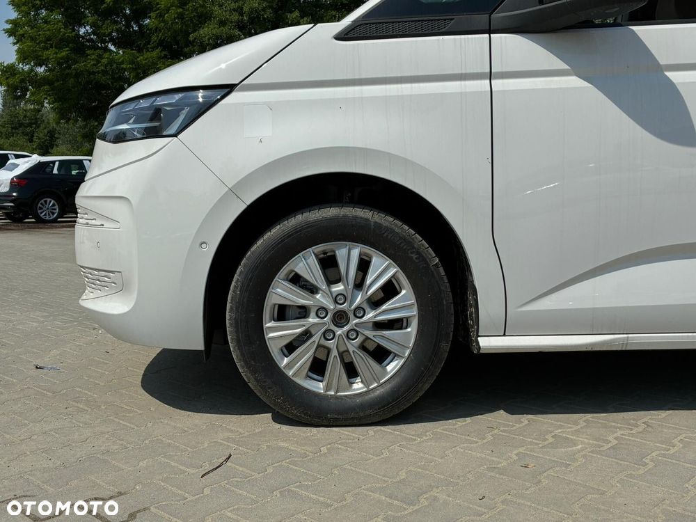 Volkswagen Multivan - 36