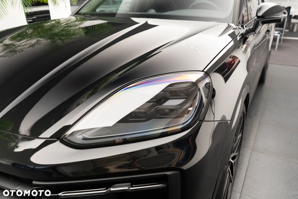 Porsche Cayenne - 36