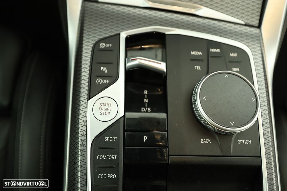 BMW 420 i Pack Desportivo M Auto - 17