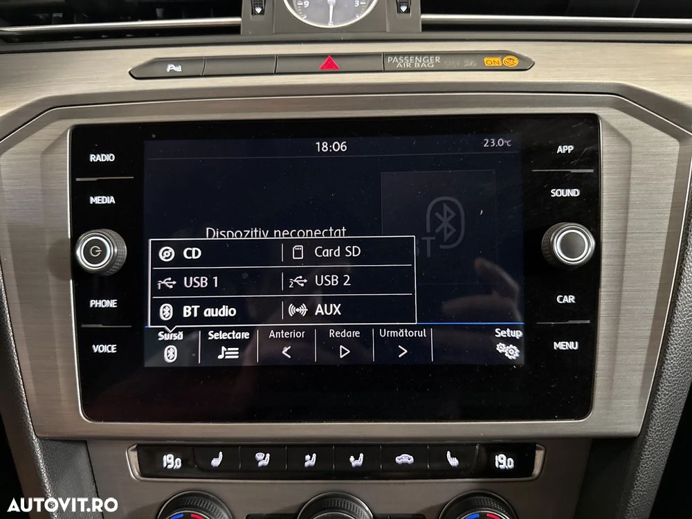 Volkswagen Passat - 19
