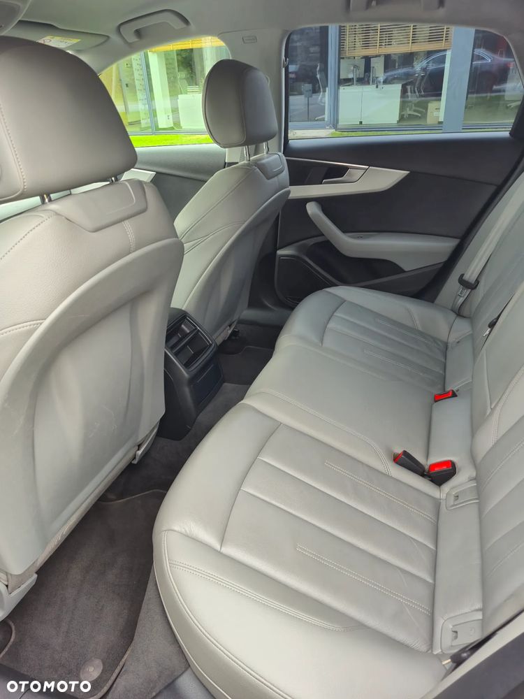 Audi A4 Limousine 2.0 TDI S tronic - 13