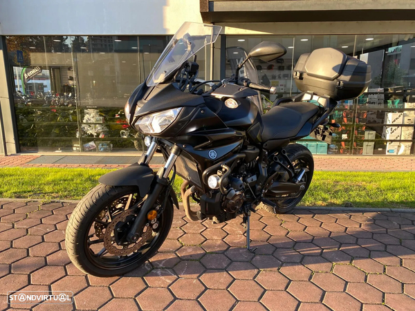 Yamaha MT-07 como nova, top case, crahs bars, cogumelos