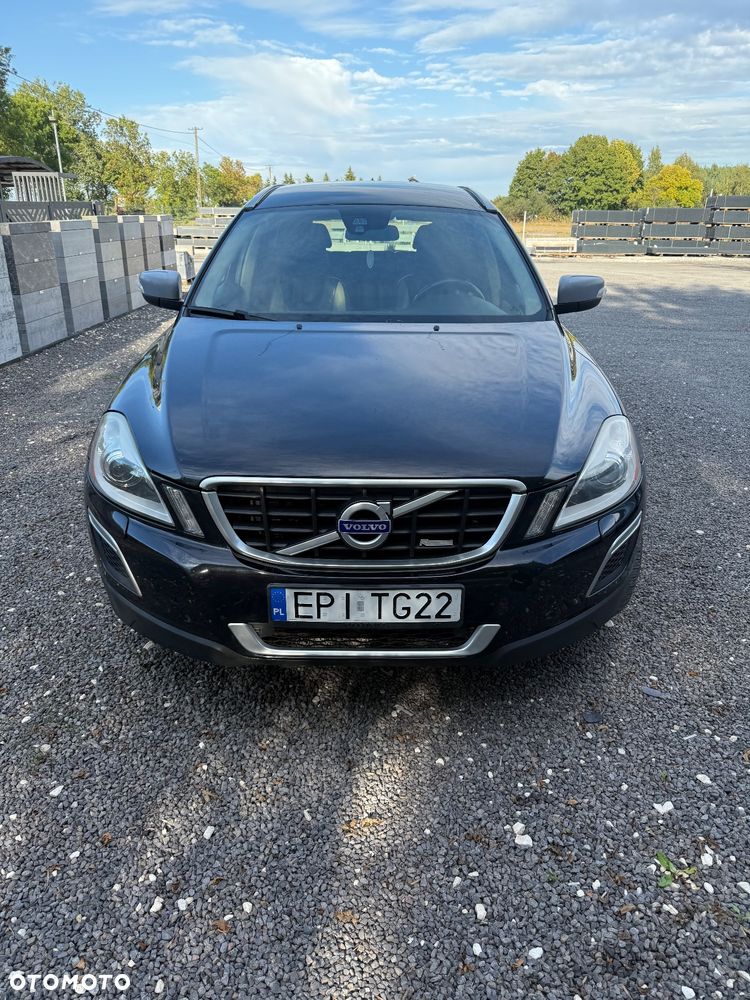 Volvo XC 60 D3 R-Design - 2