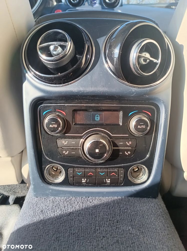 Jaguar XJ 5.0 V8 Premium Luxury - 14