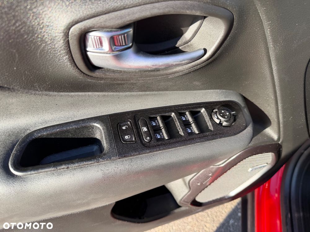 Jeep Renegade 1.3 T-GDI 4xe Automatik High Upland - 19