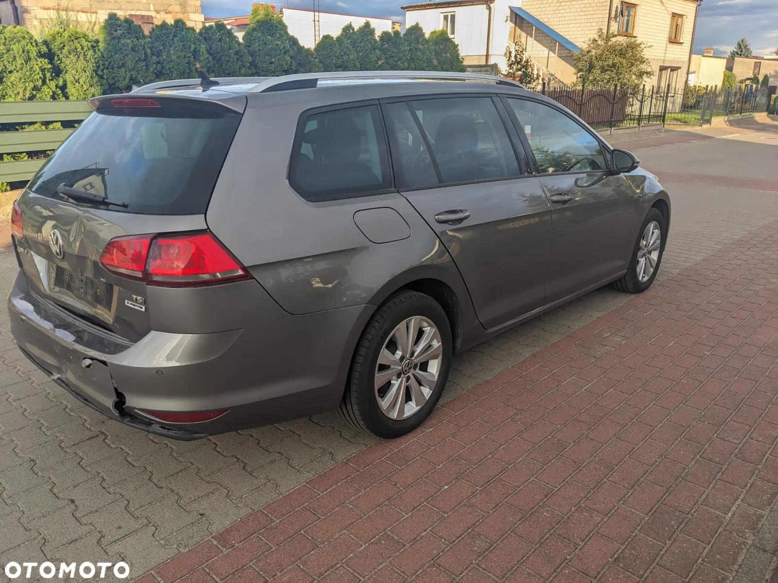 Volkswagen Golf VII 1.4 TSI BMT Comfortline Perfectline - 5